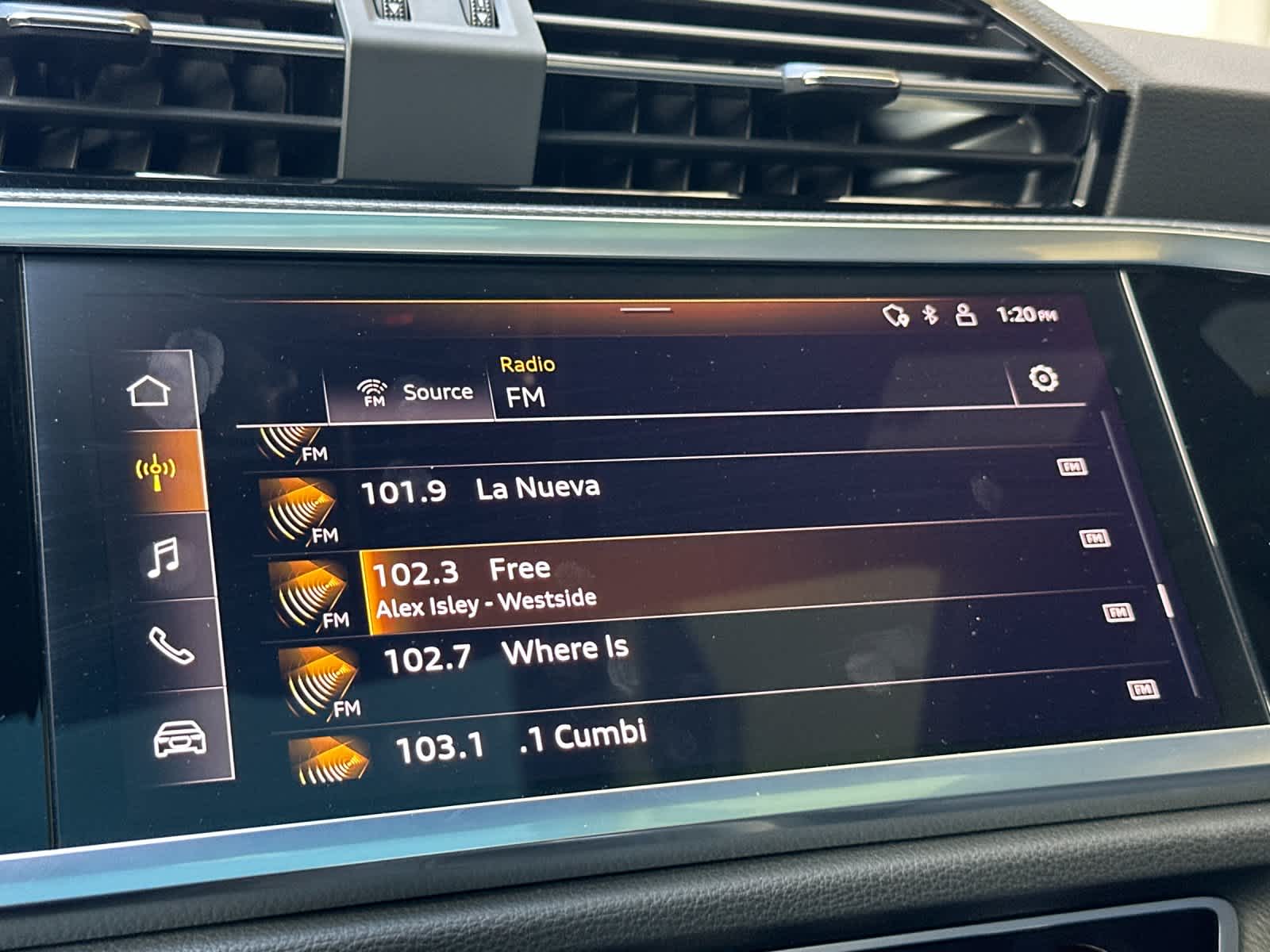 Thumbnail: 2023 Audi Q3 - 18