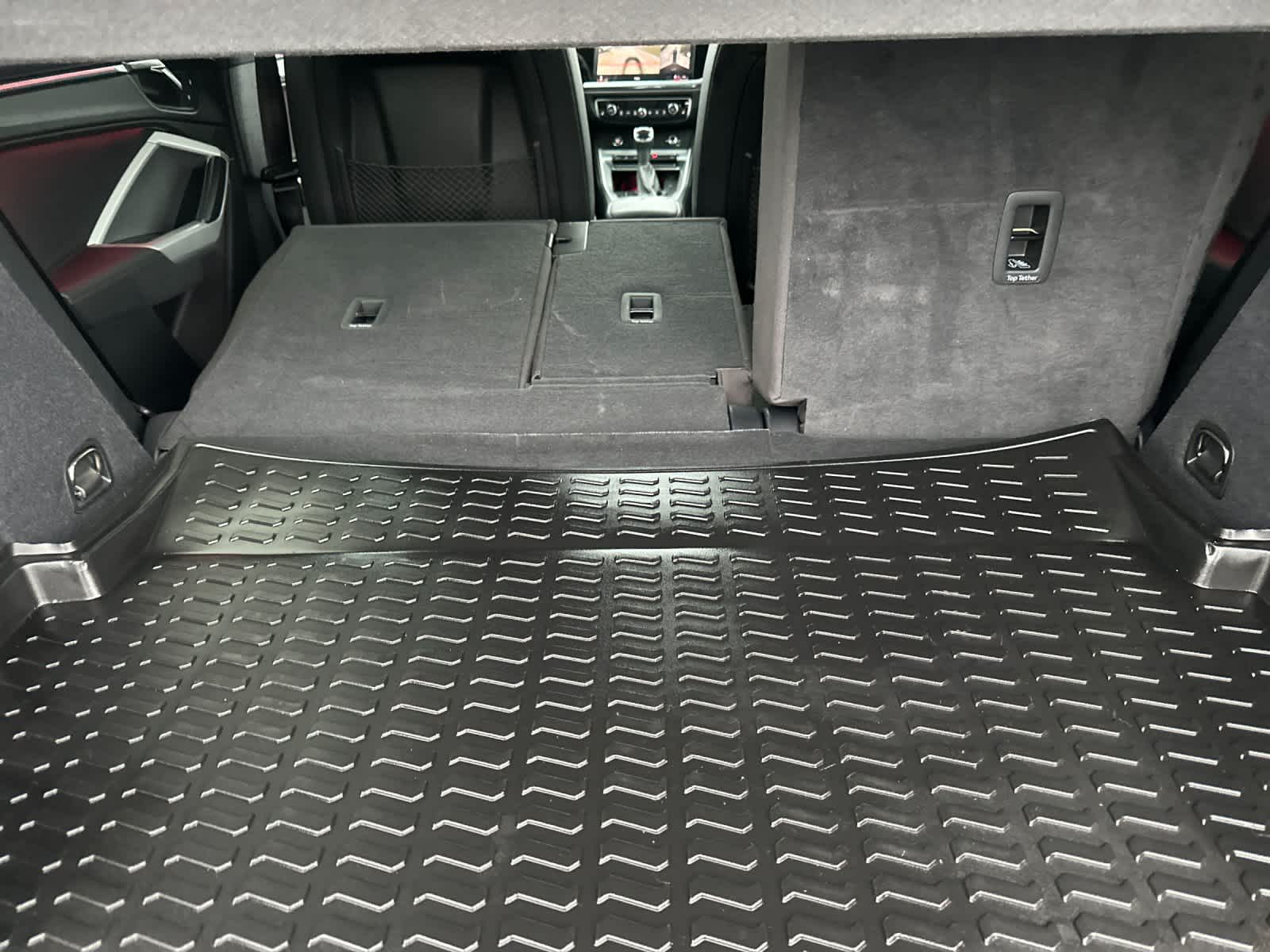 Thumbnail: 2023 Audi Q3 - 13