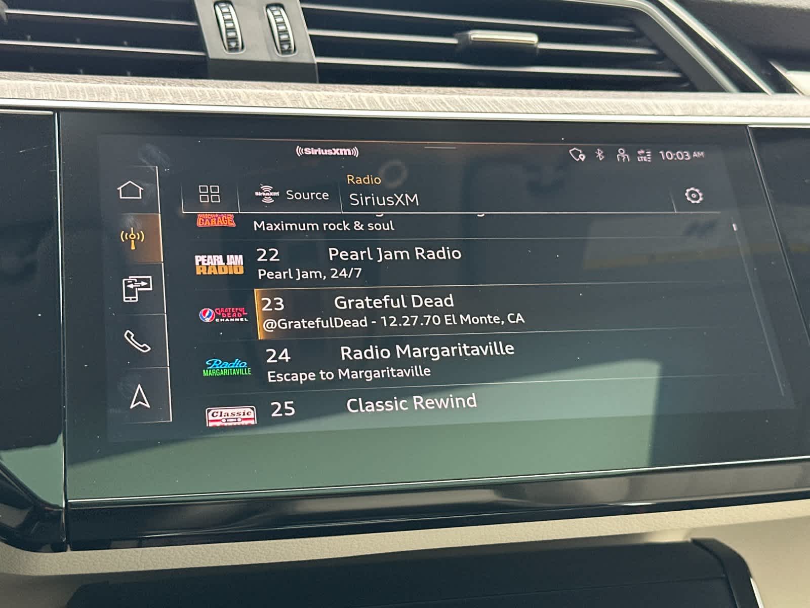 Thumbnail: 2024 Audi Q8 e-tron - 18