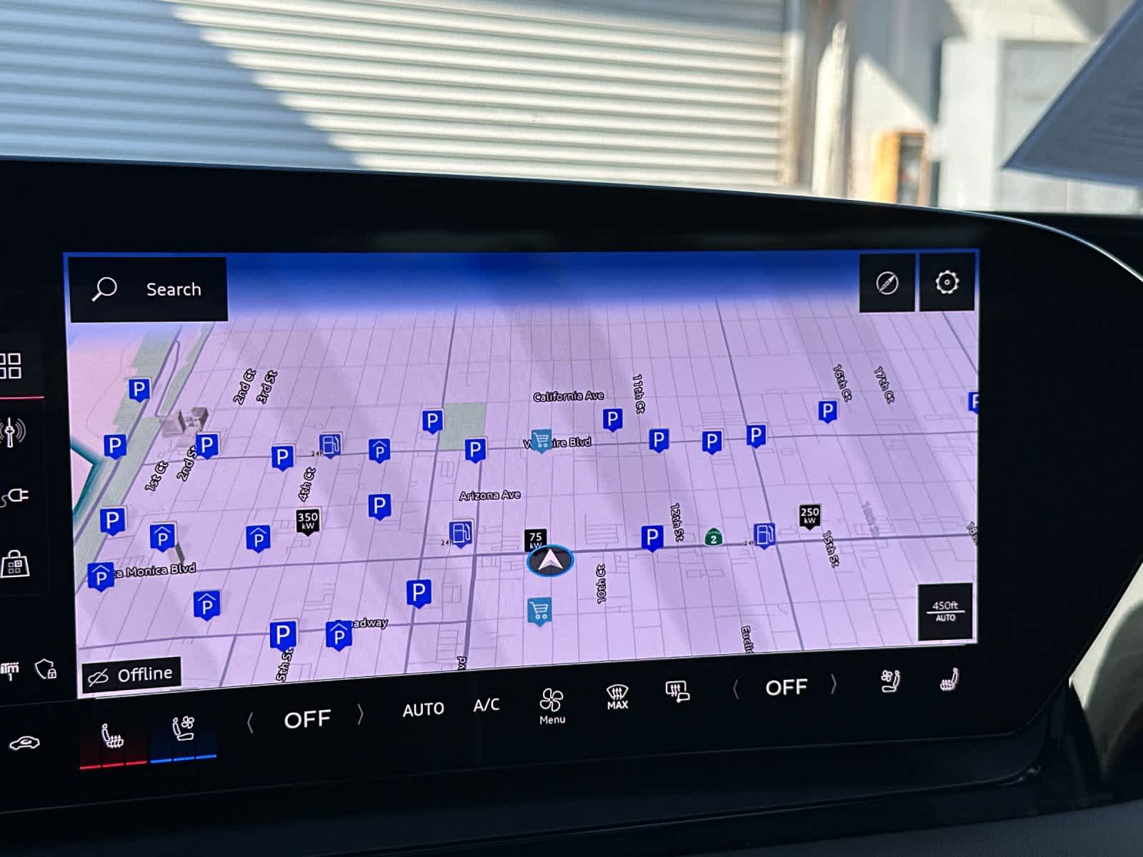 Thumbnail: 2025 Audi Q6 e-tron - 18