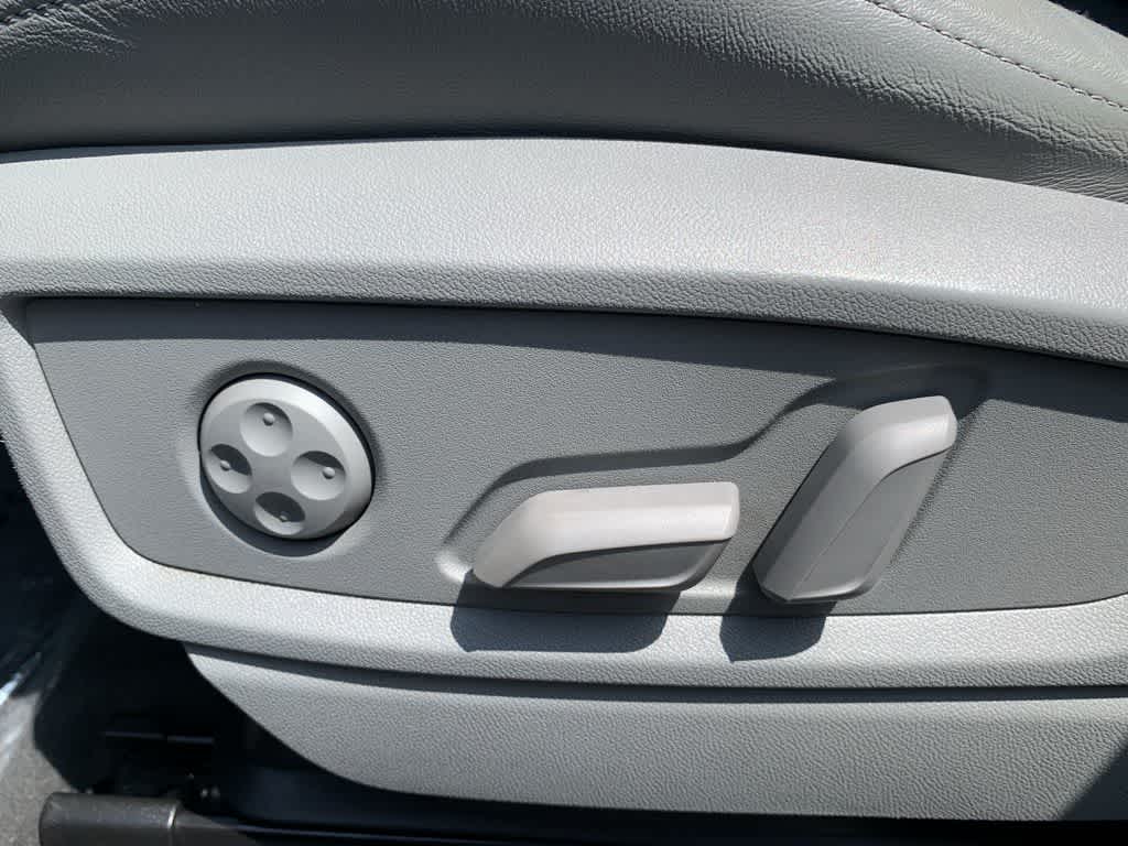 Thumbnail: 2022 Audi Q5 - 19