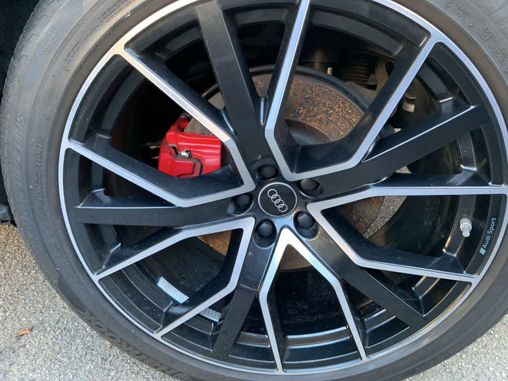 Thumbnail: 2022 Audi Q8 - 33