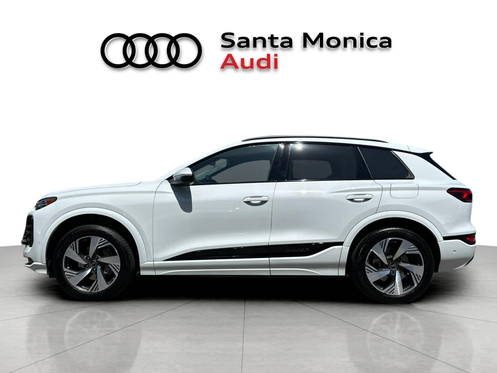 Thumbnail: 2025 Audi Q6 e-tron - 5