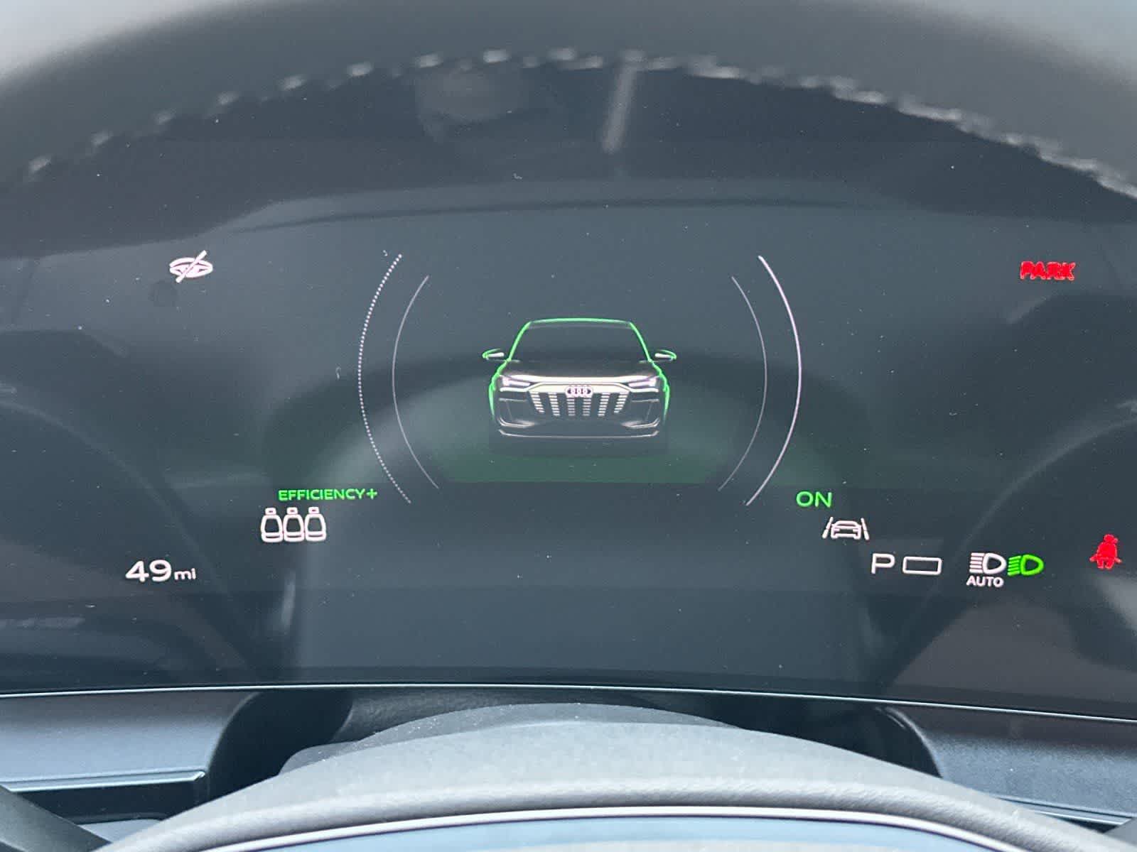 Thumbnail: 2025 Audi Q6 e-tron - 25