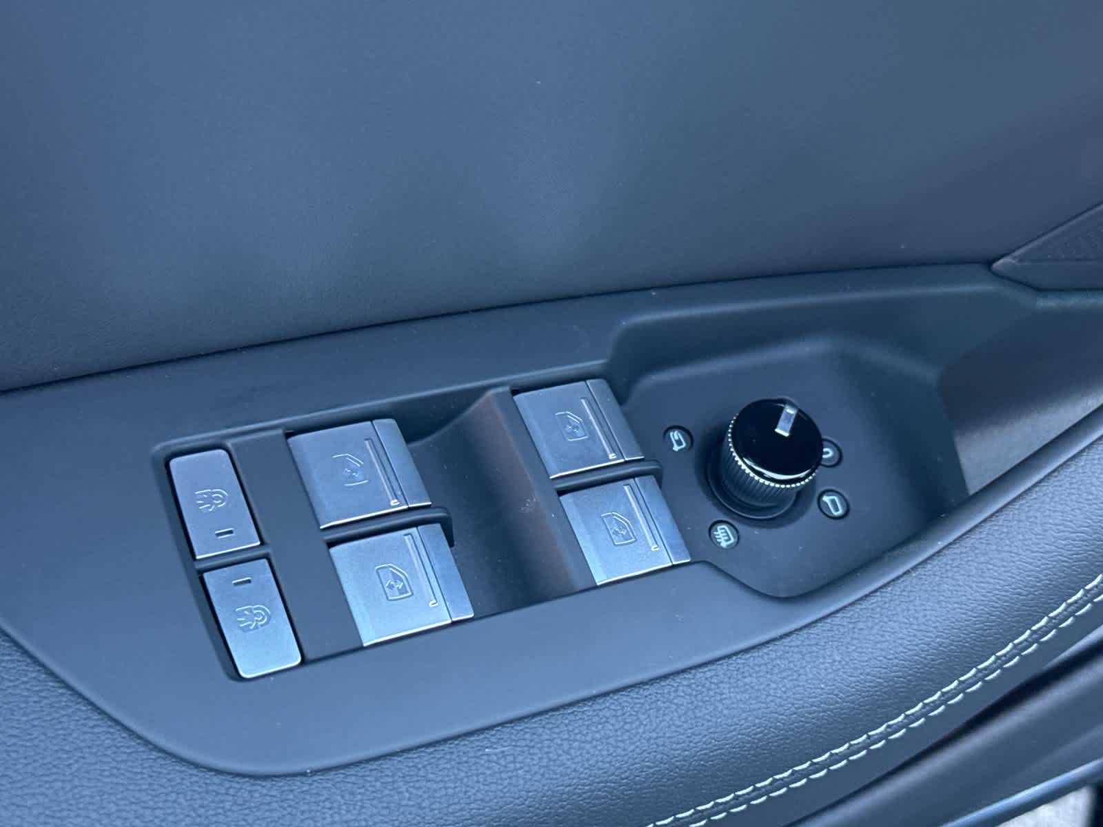 Thumbnail: 2025 Audi A6 - 13