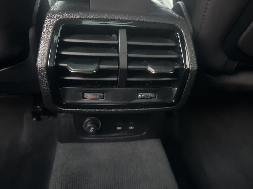 Thumbnail: 2024 Audi Q3 - 33