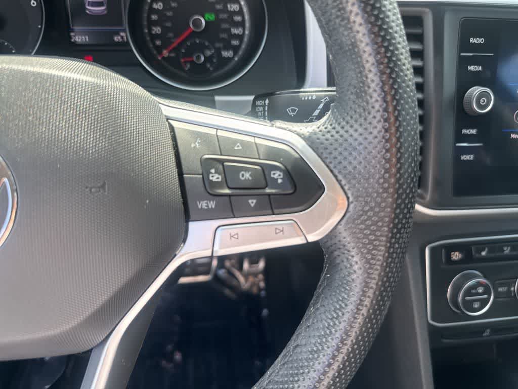 Thumbnail: 2021 Volkswagen Atlas - 24