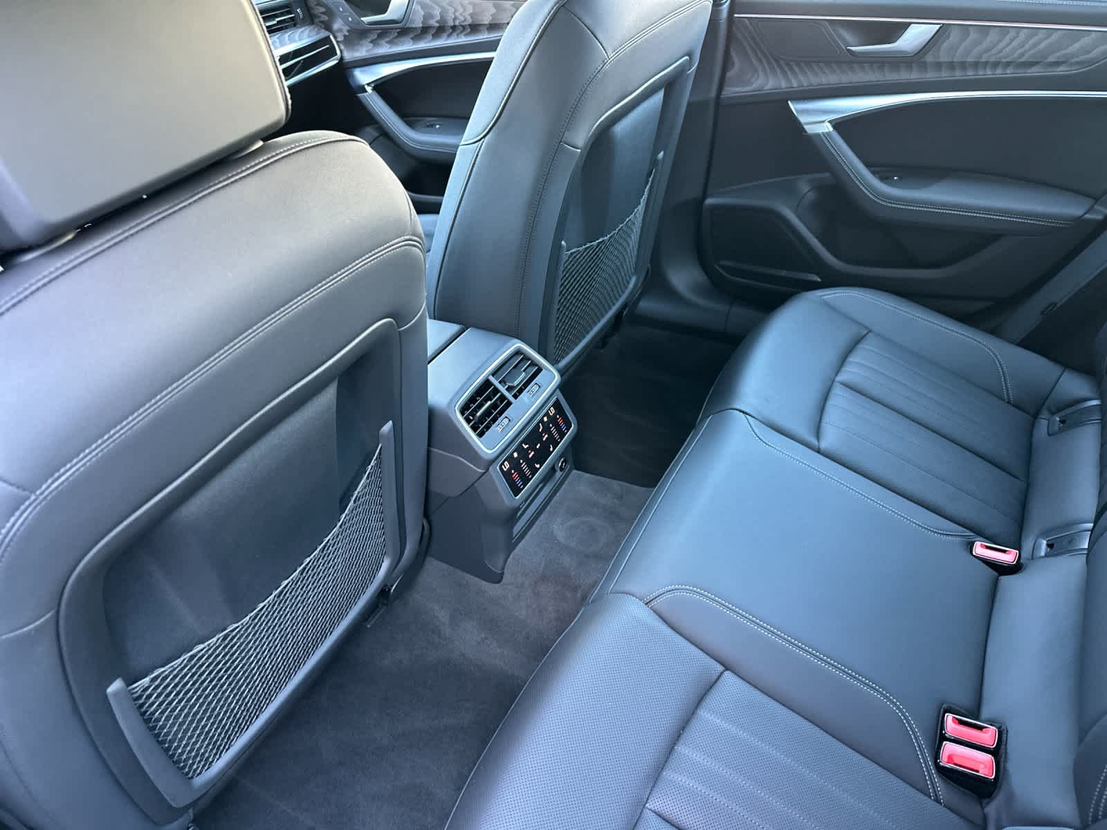 Thumbnail: 2025 Audi A6 - 4