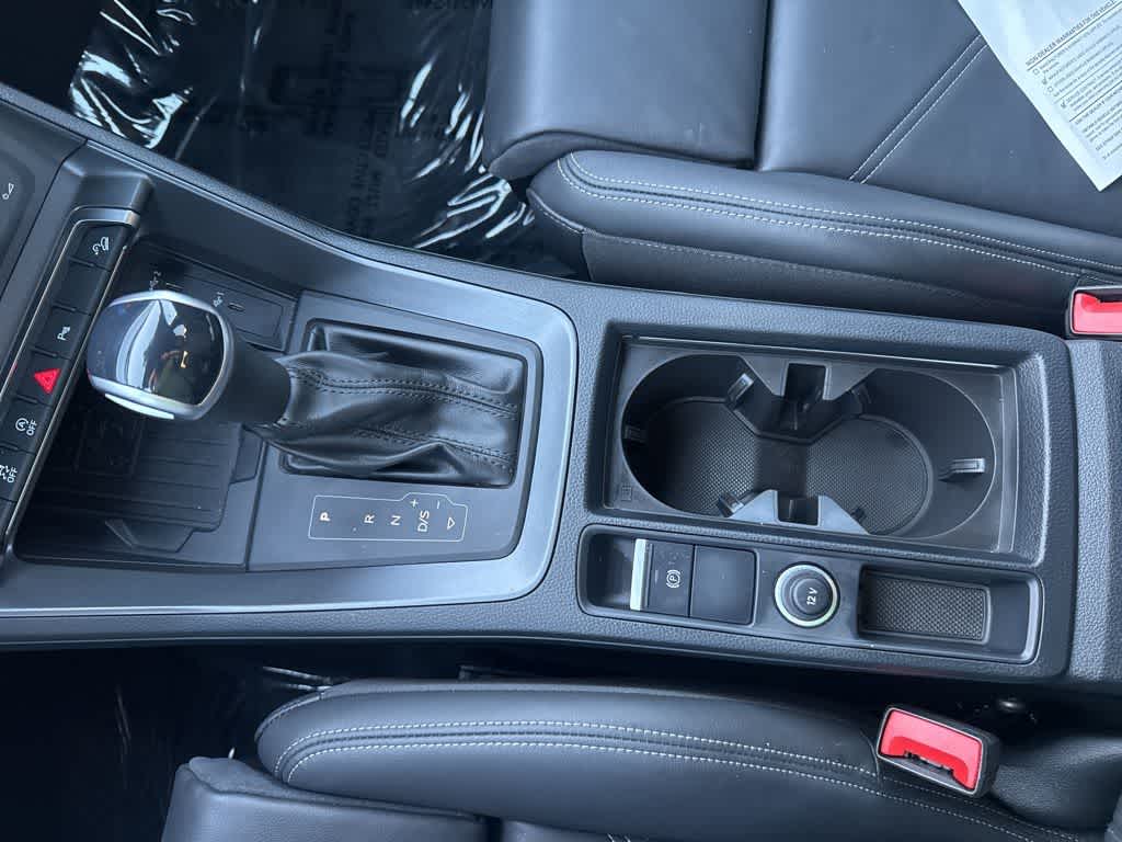 Thumbnail: 2024 Audi Q3 - 26