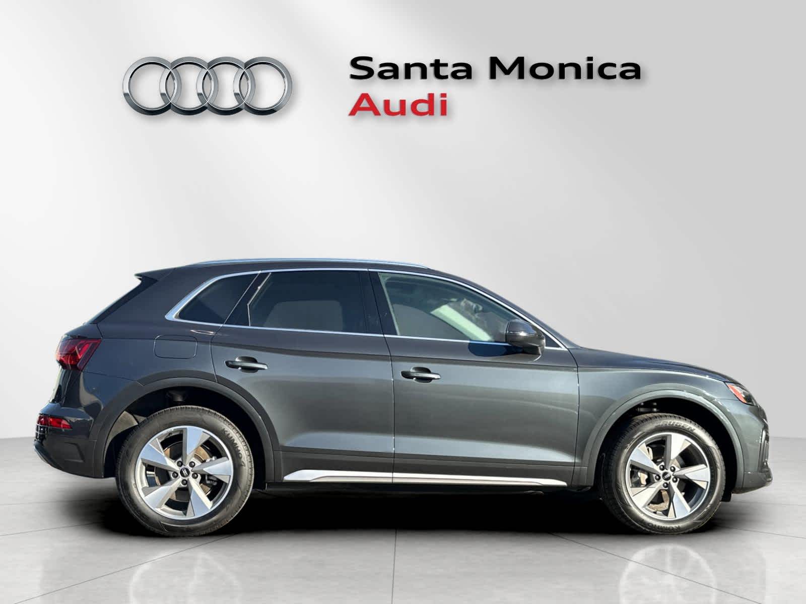 Thumbnail: 2023 Audi Q5 - 8