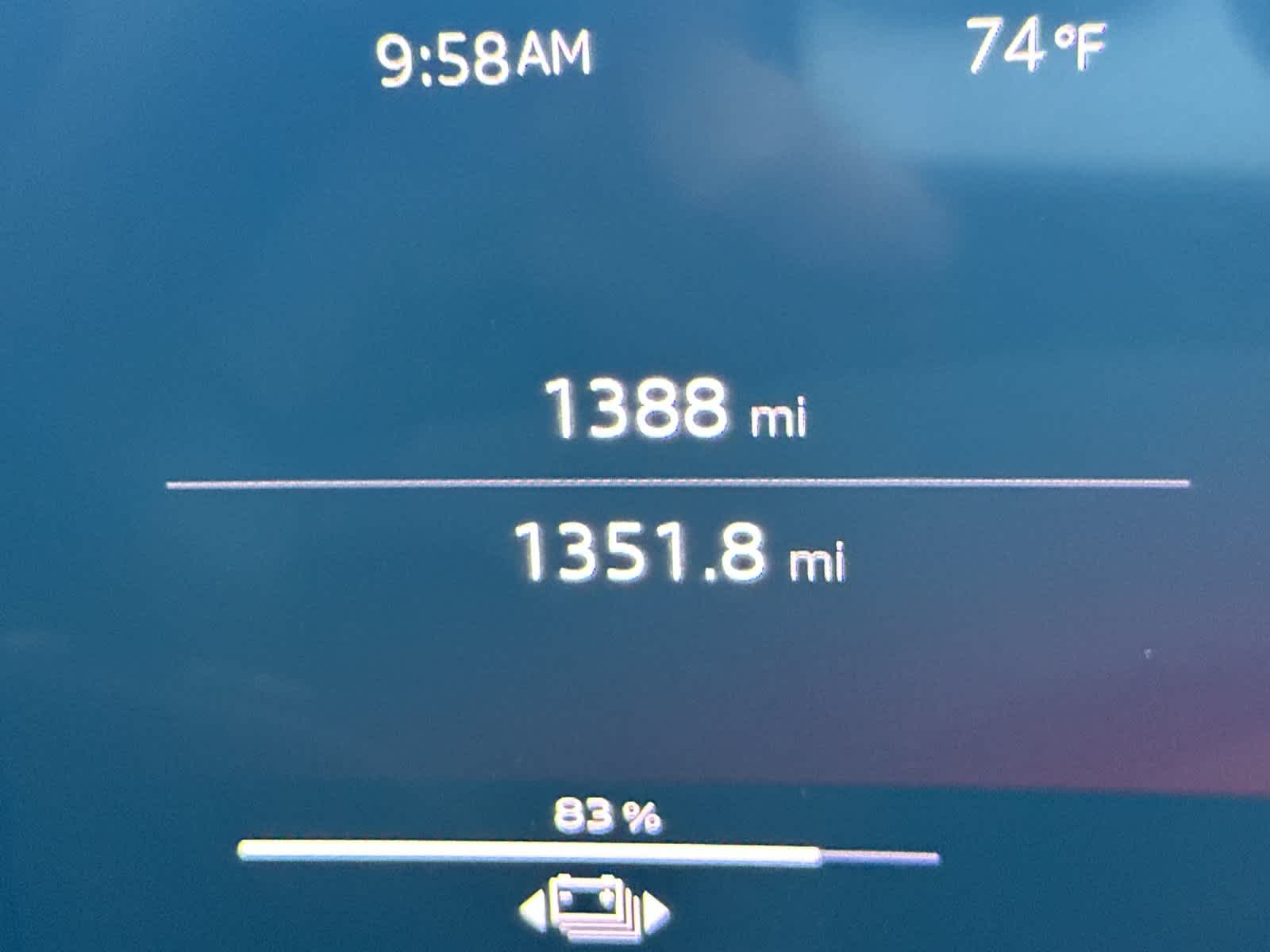 Thumbnail: 2025 Audi e-tron - 24