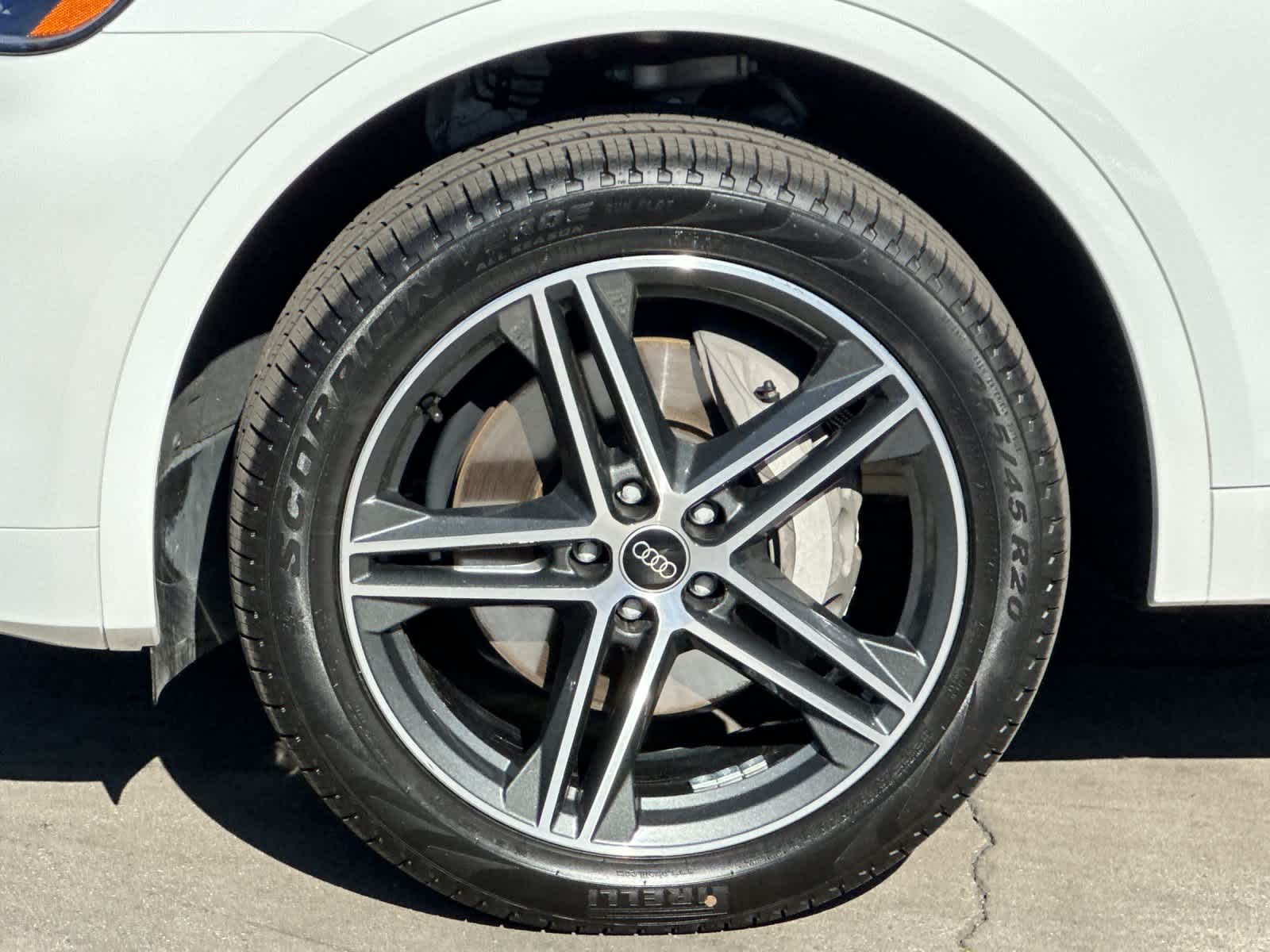 Thumbnail: 2023 Audi Q5 - 27