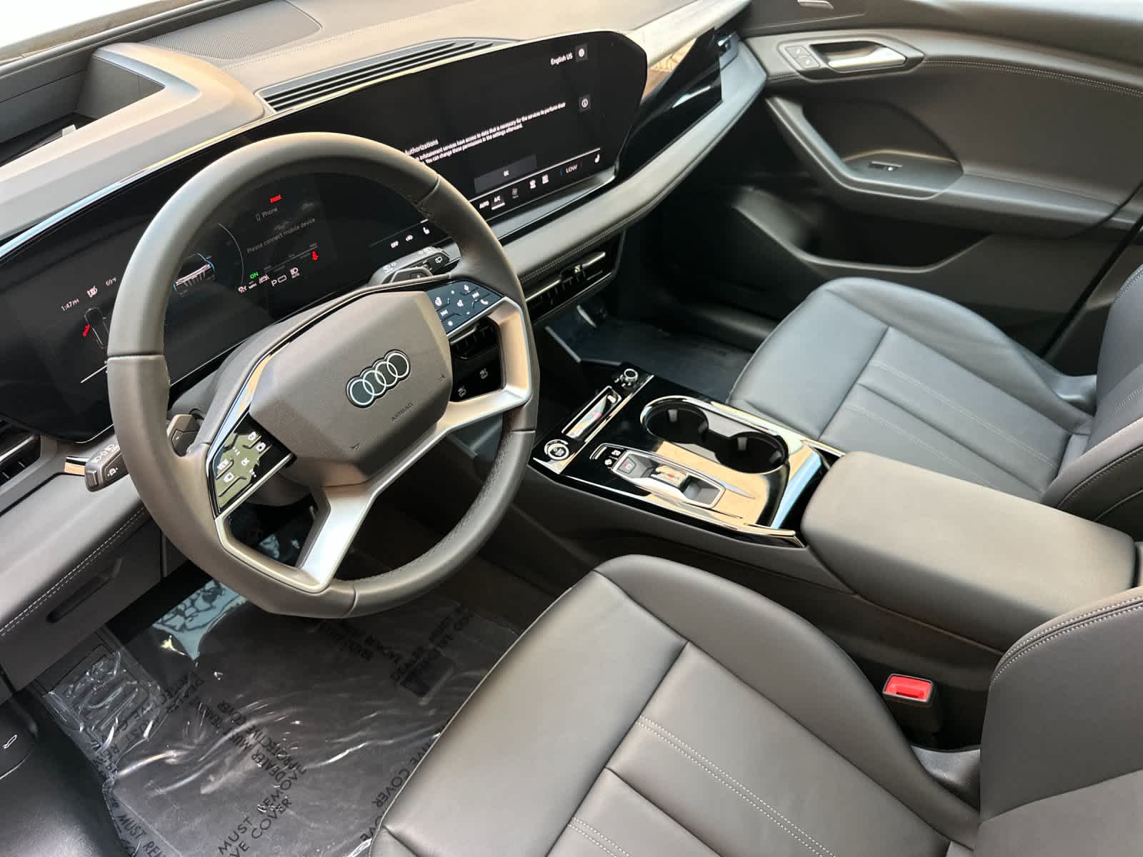 Thumbnail: 2025 Audi Q6 e-tron - 11