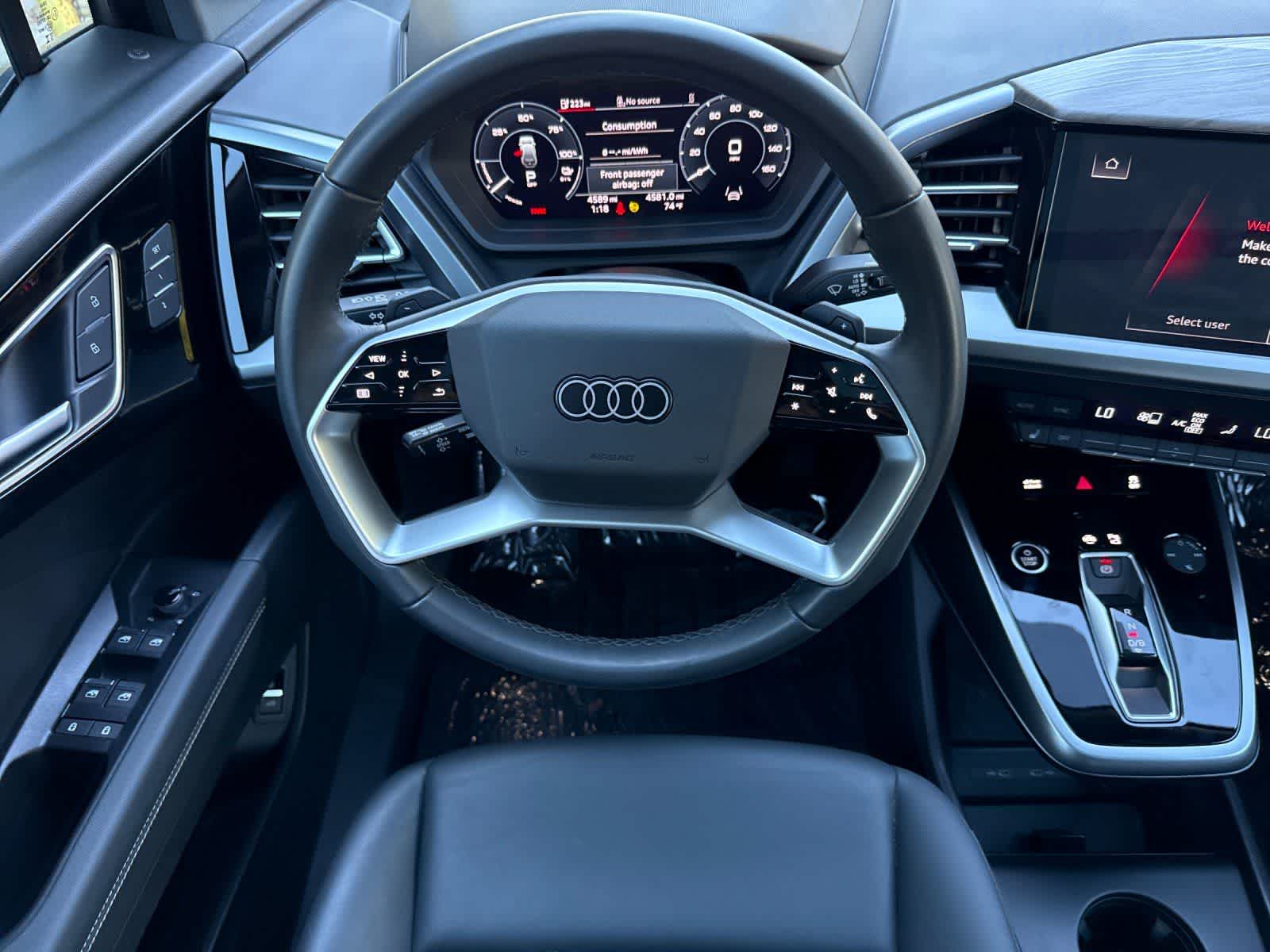 Thumbnail: 2024 Audi Q4 e-tron - 14