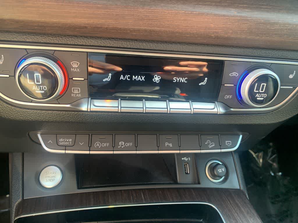 Thumbnail: 2022 Audi Q5 - 10