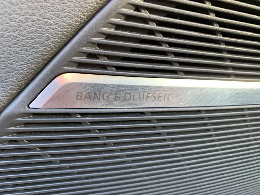 Thumbnail: 2022 Audi Q8 - 27