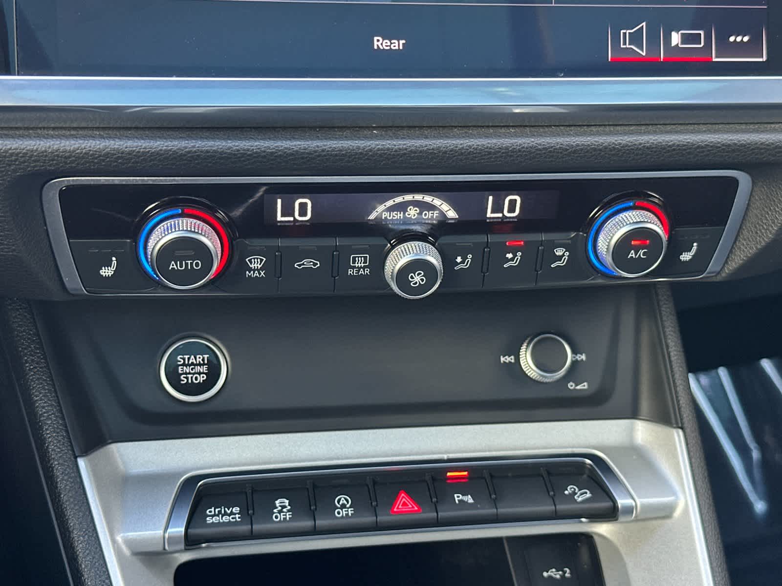 Thumbnail: 2023 Audi Q3 - 20