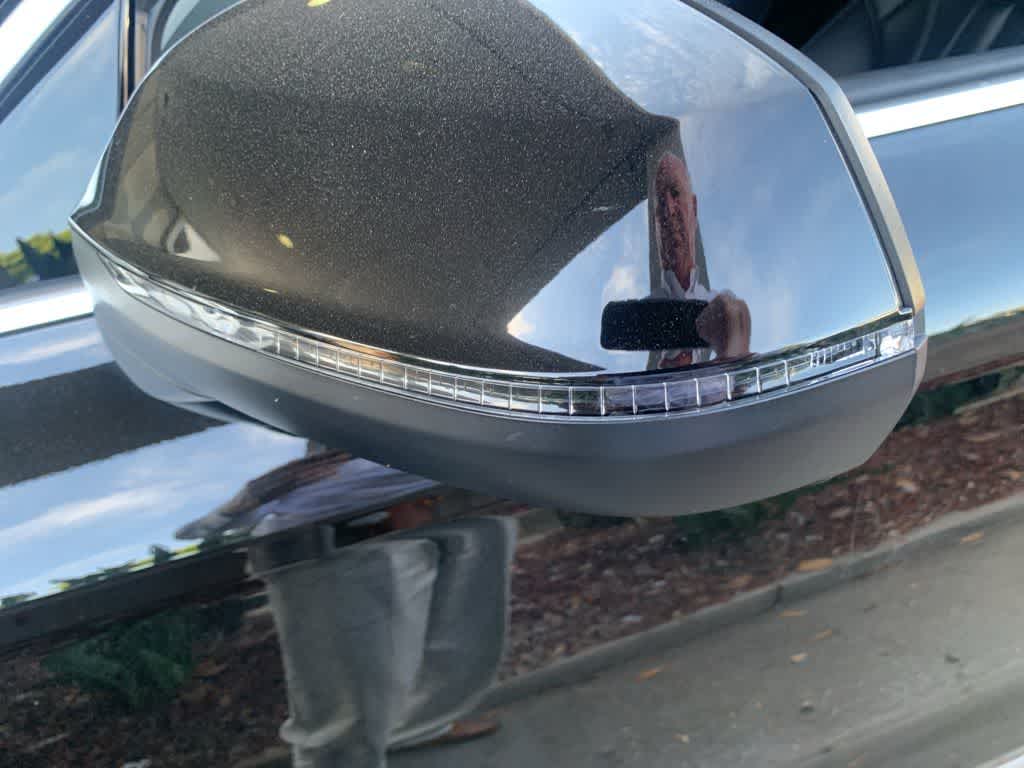 Thumbnail: 2023 Audi Q5 - 12