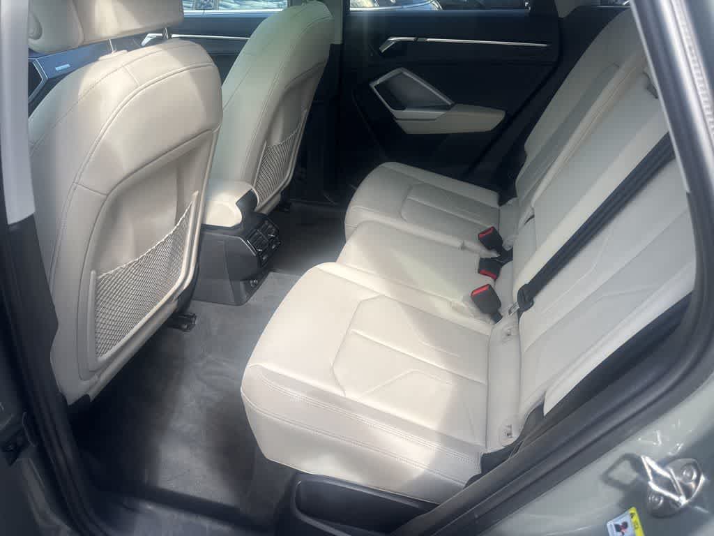 Thumbnail: 2022 Audi Q3 - 35