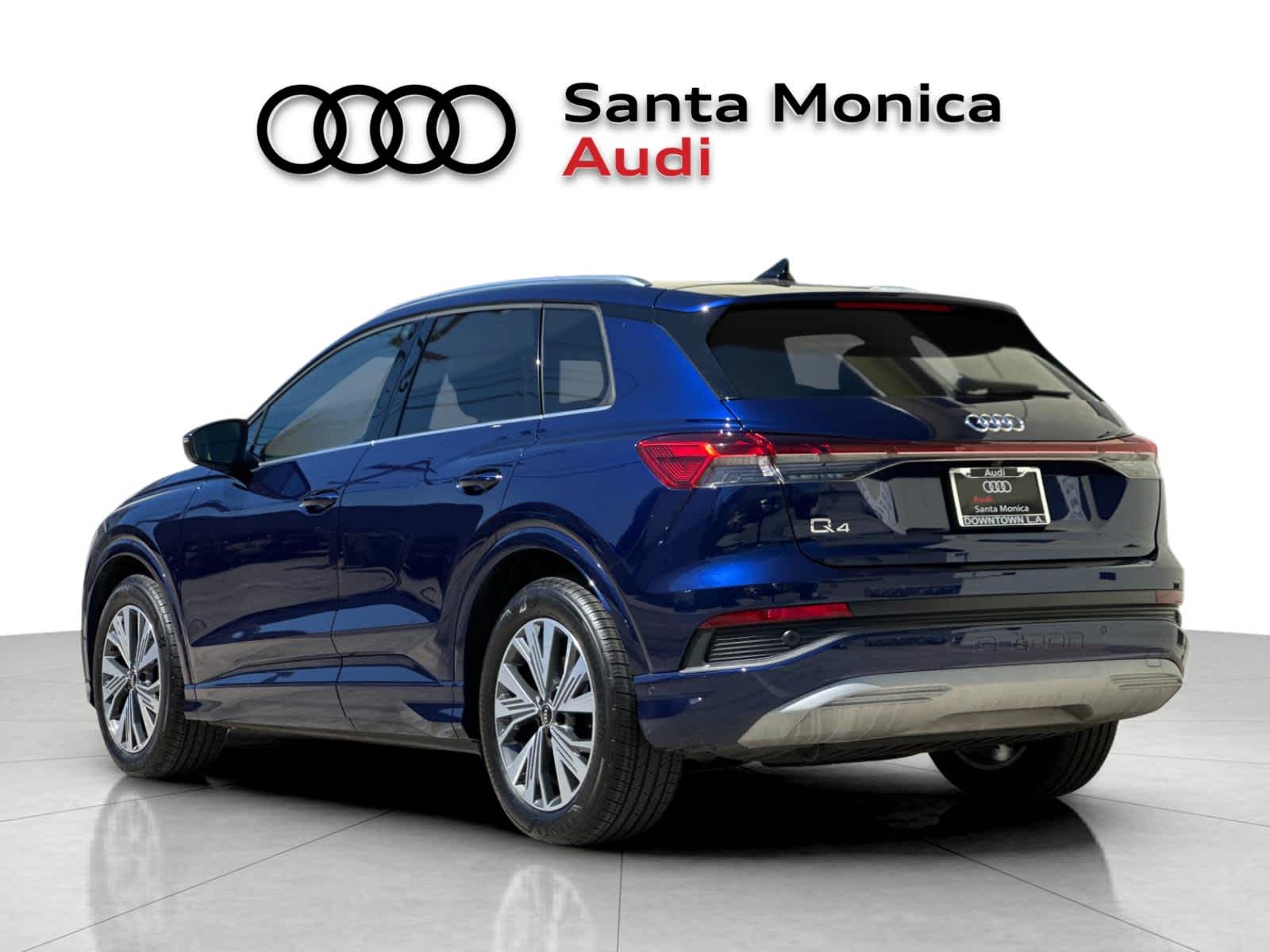 Thumbnail: 2023 Audi Q4 e-tron - 6