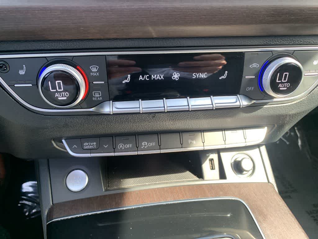 Thumbnail: 2023 Audi Q5 - 12