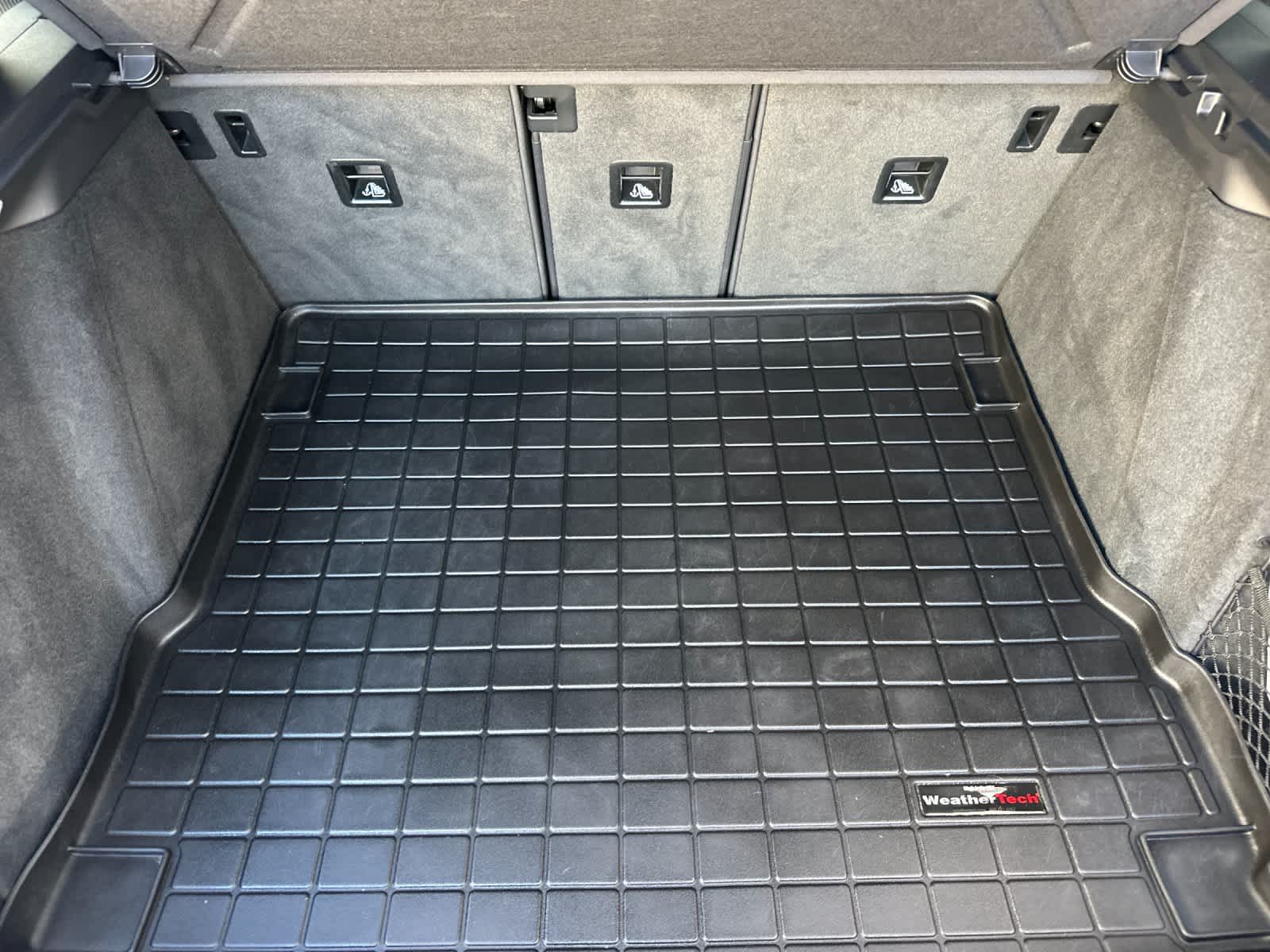 Thumbnail: 2022 Porsche Macan - 15