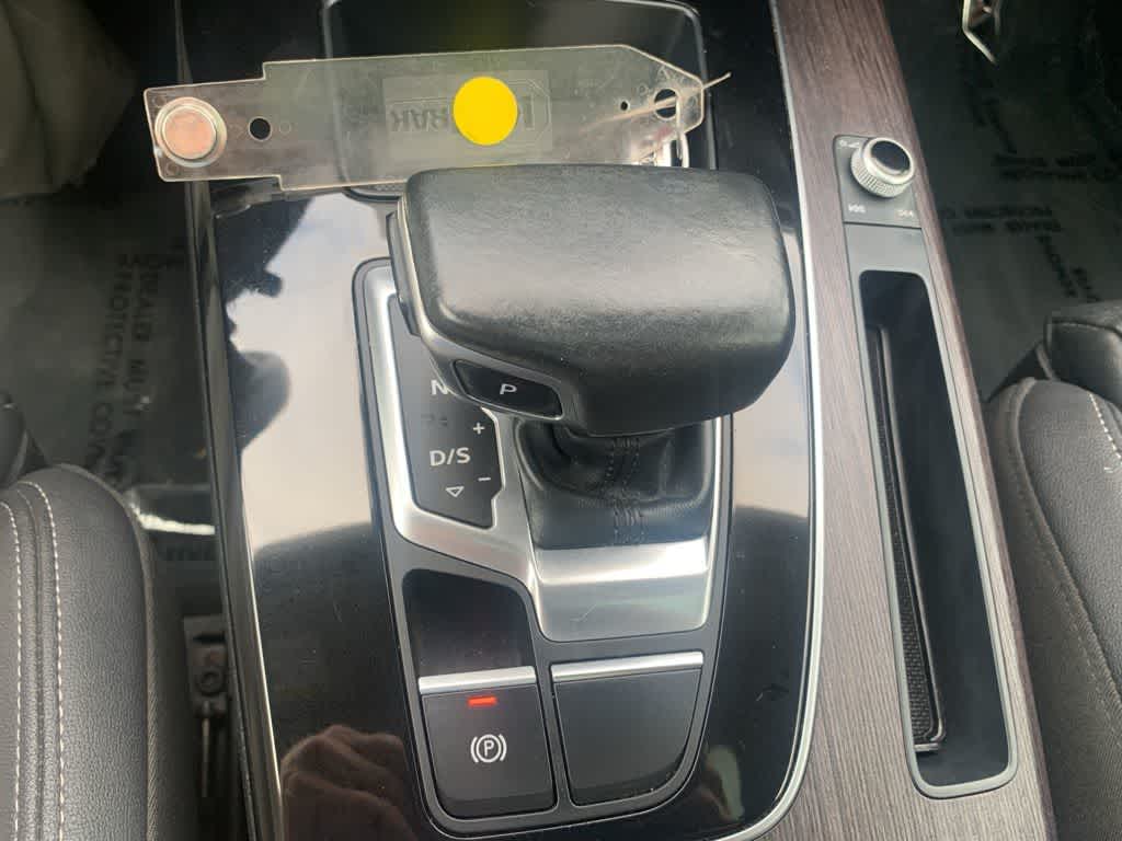 Thumbnail: 2022 Audi Q5 - 16