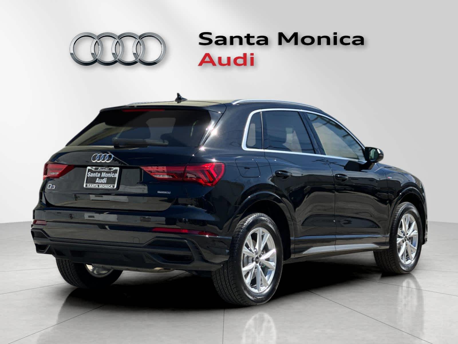 Thumbnail: 2025 Audi Q3 - 2
