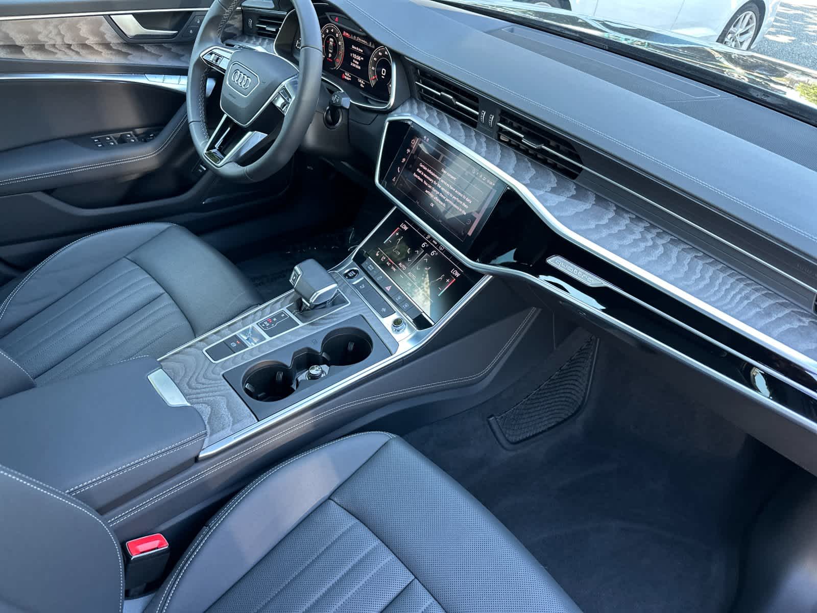 Thumbnail: 2025 Audi A6 - 15