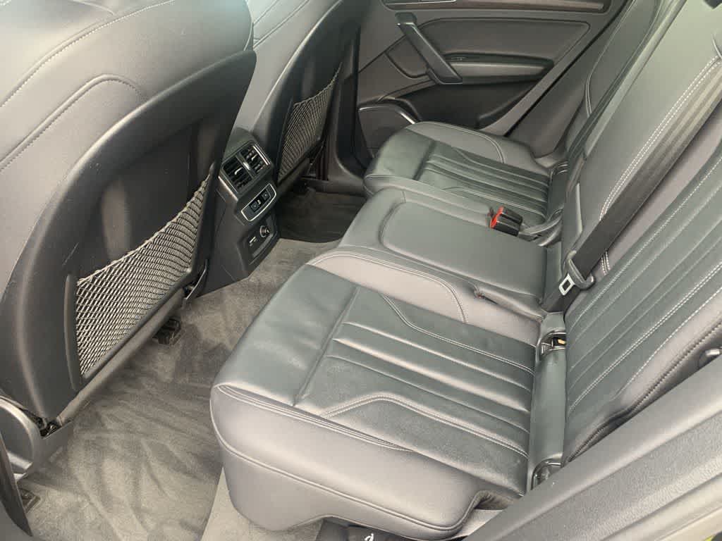 Thumbnail: 2022 Audi Q5 - 27