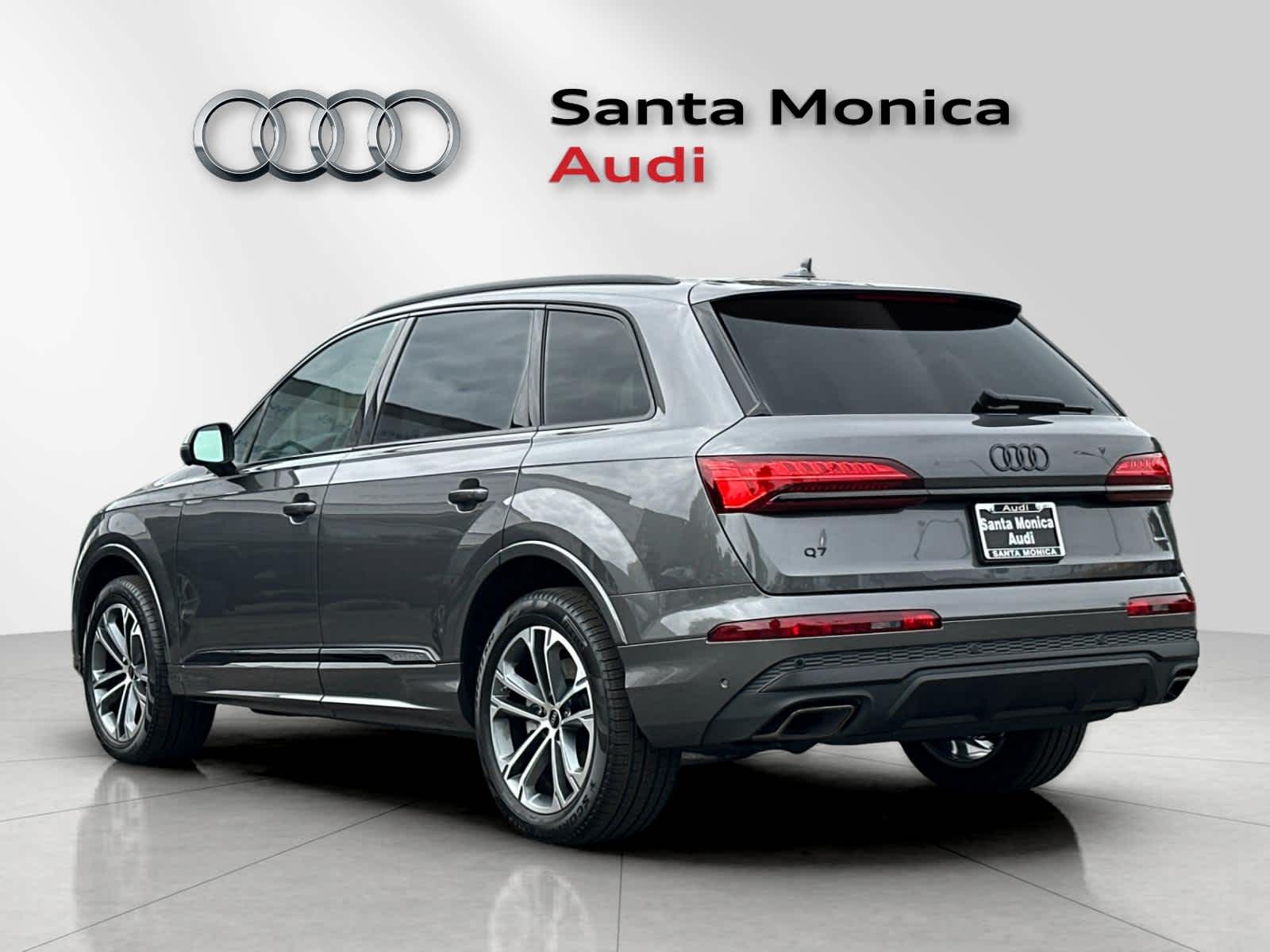 Thumbnail: 2026 Audi Q7 - 6