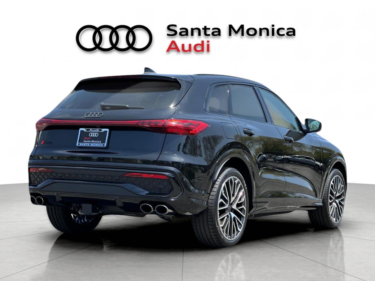 Thumbnail: 2026 Audi SQ5 - 2