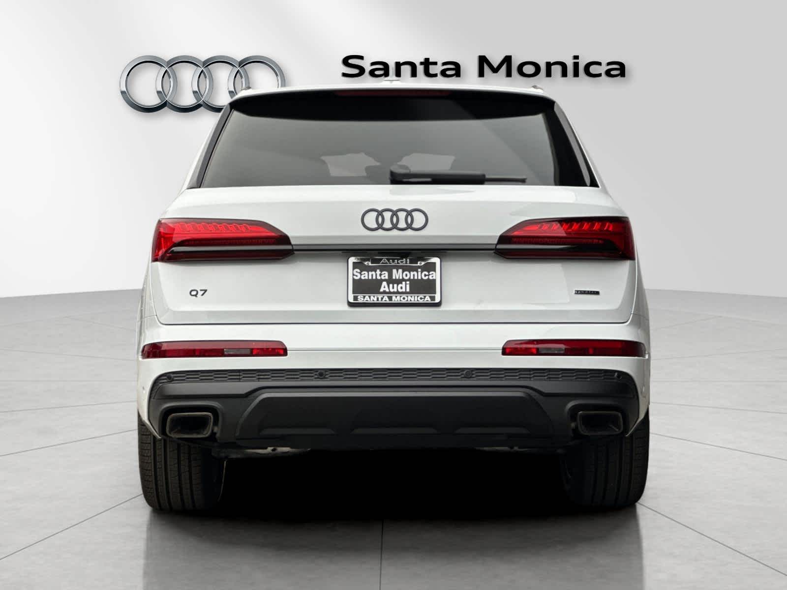 Thumbnail: 2026 Audi Q7 - 7