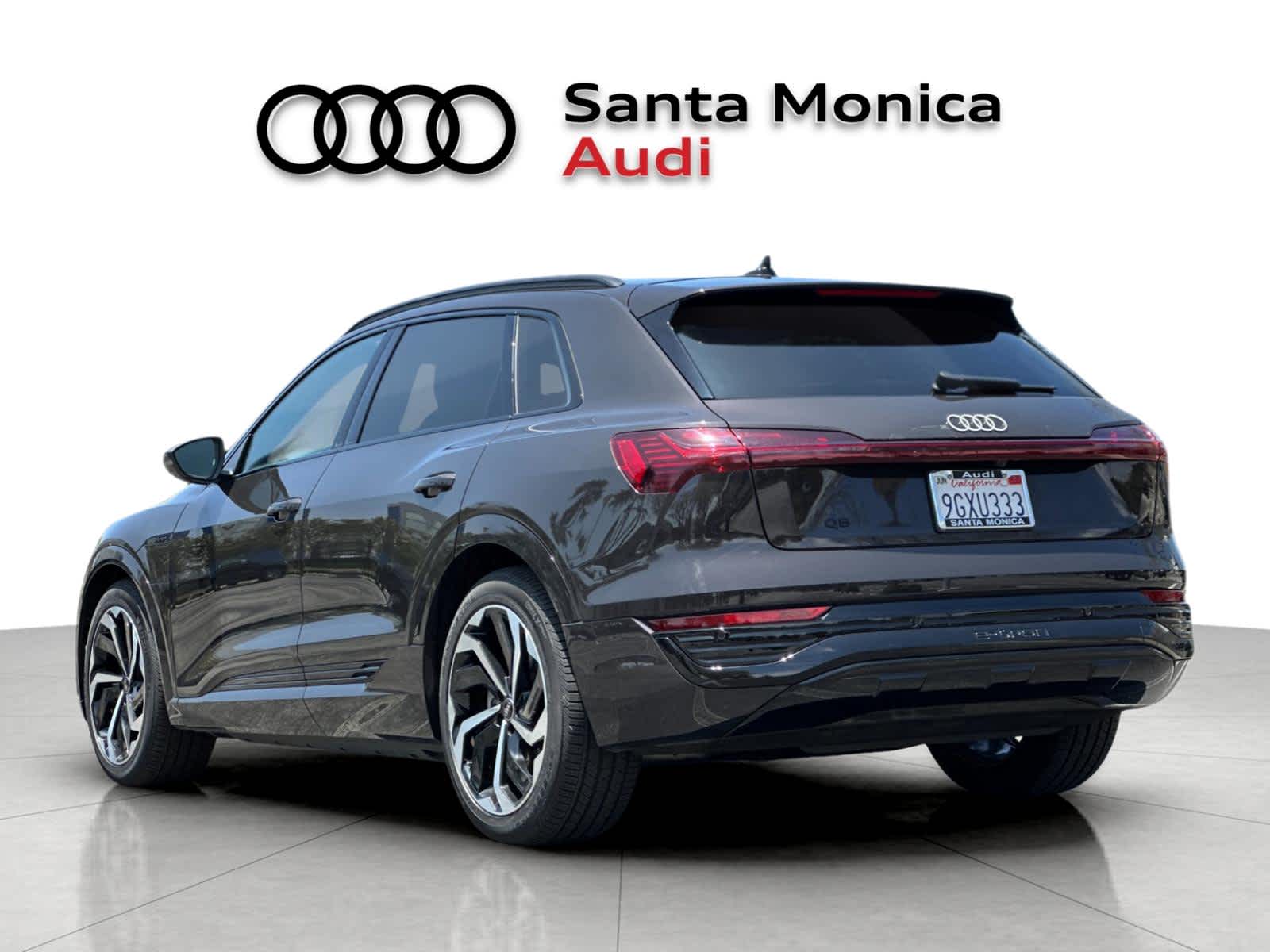 Thumbnail: 2024 Audi Q8 e-tron - 5