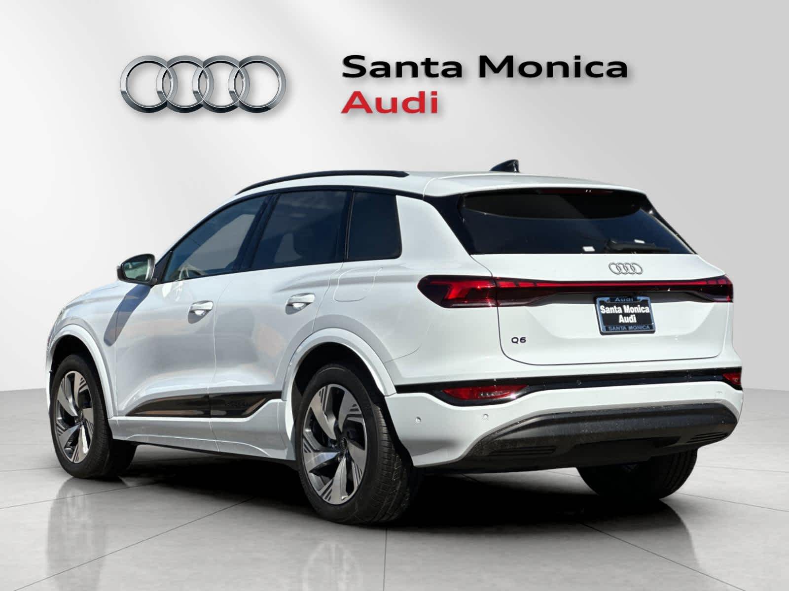 Thumbnail: 2025 Audi Q6 e-tron - 6