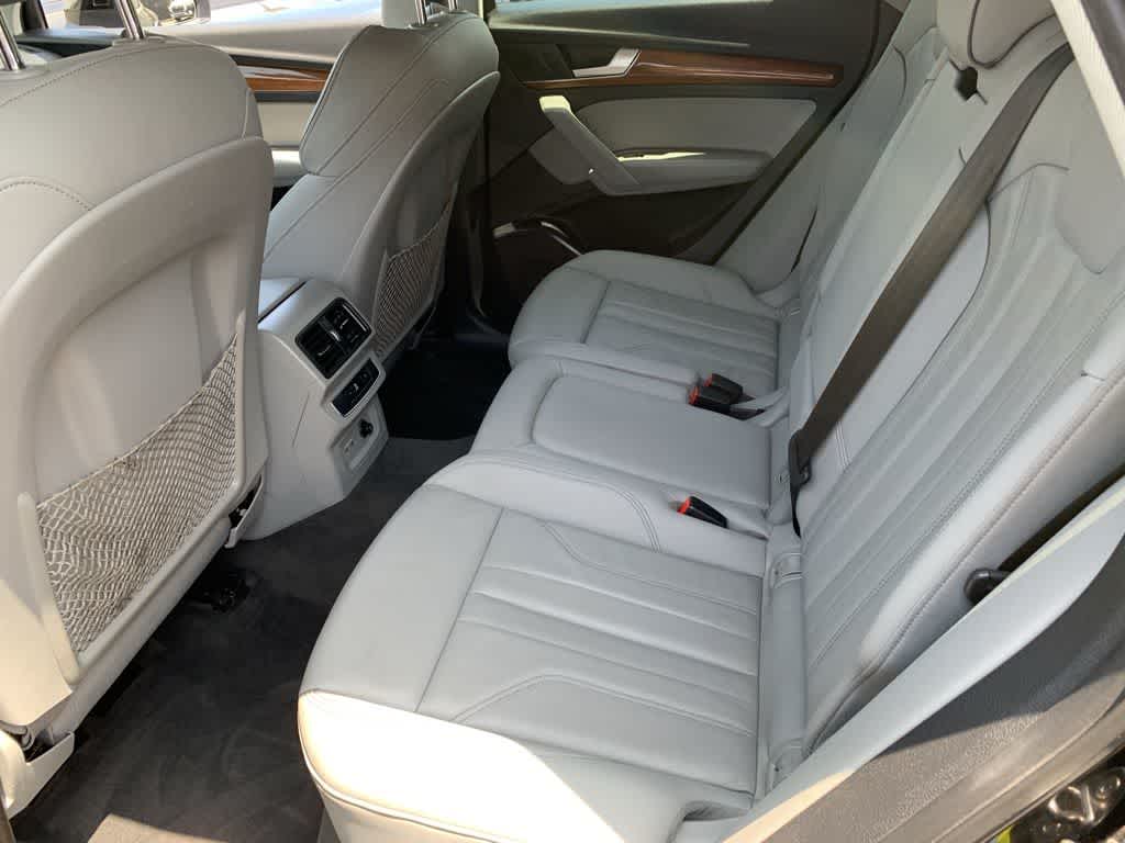 Thumbnail: 2022 Audi Q5 - 20