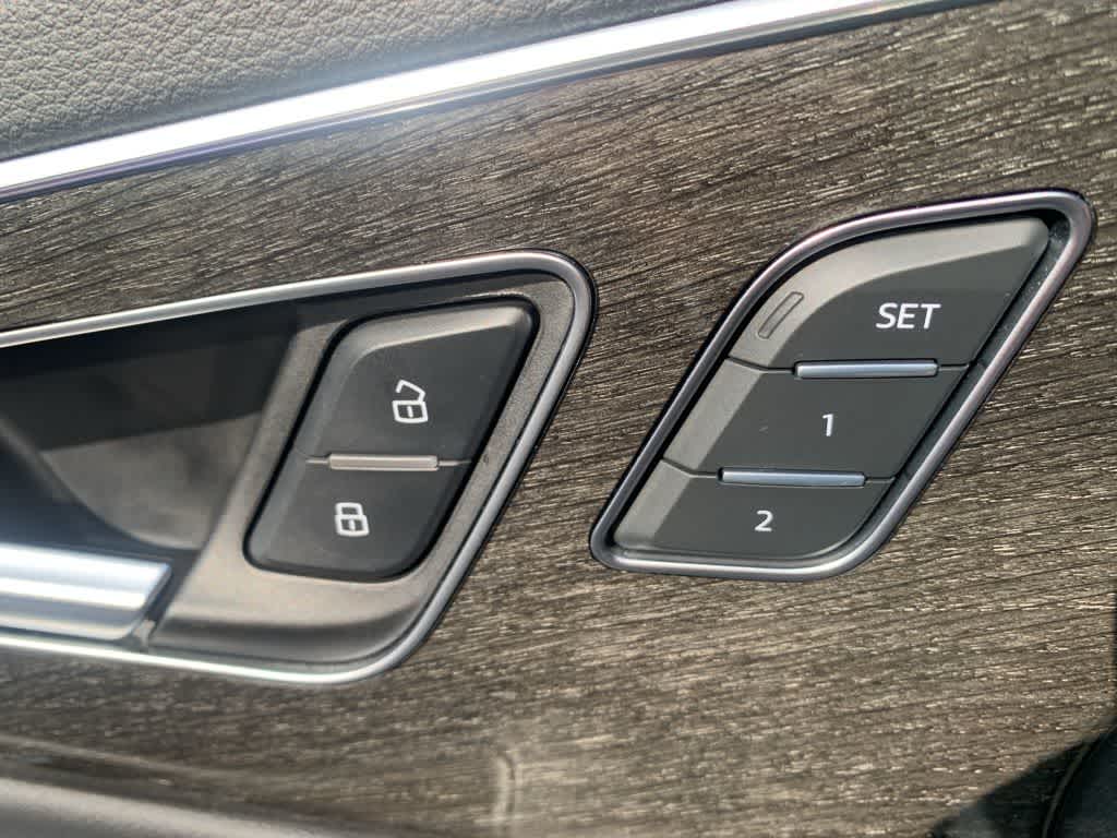 Thumbnail: 2022 Audi Q7 - 18