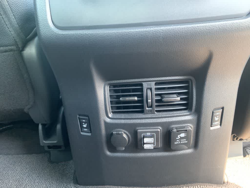 Thumbnail: 2023 Nissan Titan - 29