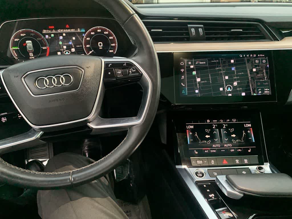 Thumbnail: 2024 Audi Q8 e-tron - 23