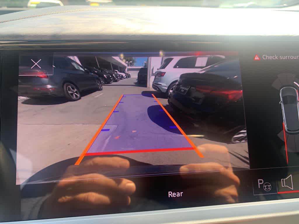 Thumbnail: 2023 Audi Q4 e-tron - 19