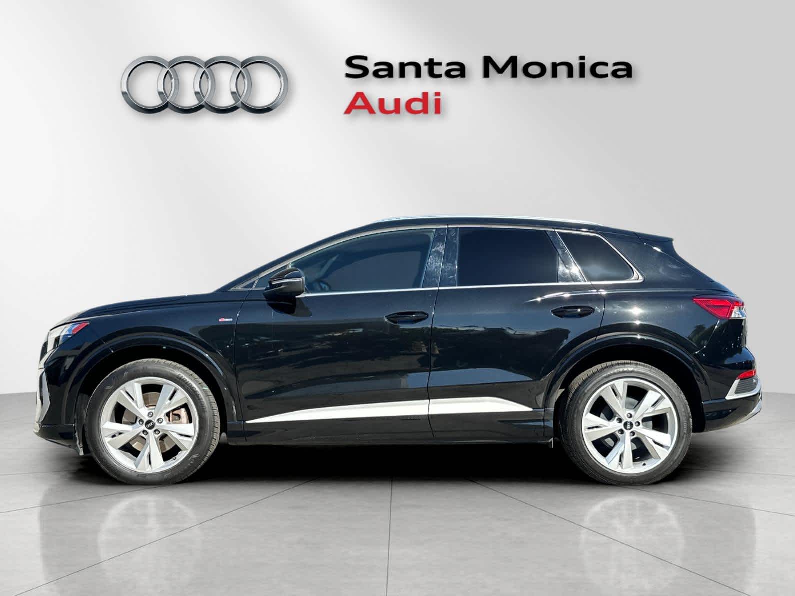 Thumbnail: 2023 Audi Q4 e-tron - 5