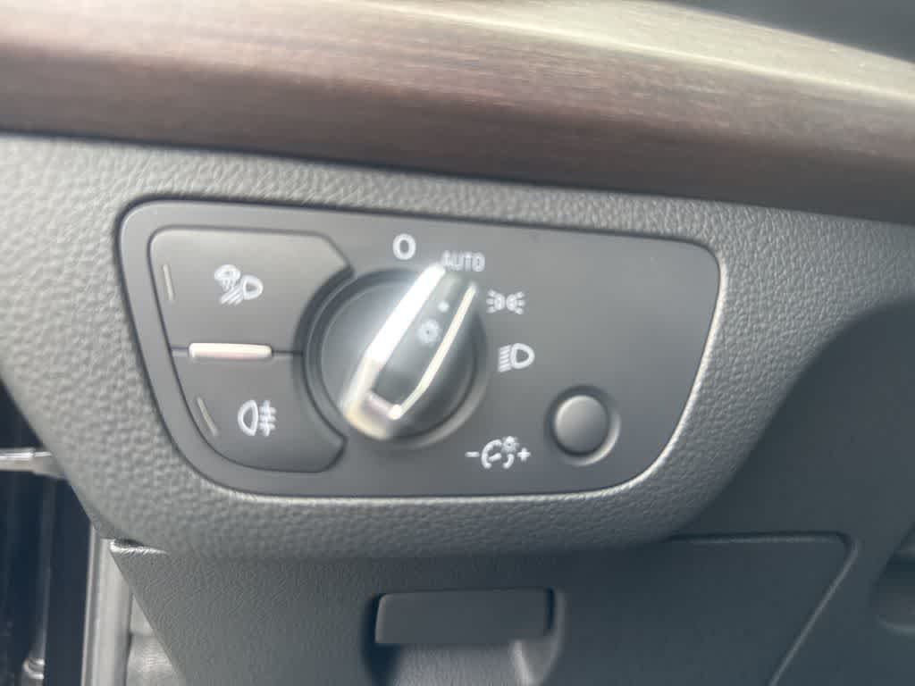 Thumbnail: 2024 Audi Q5 - 16