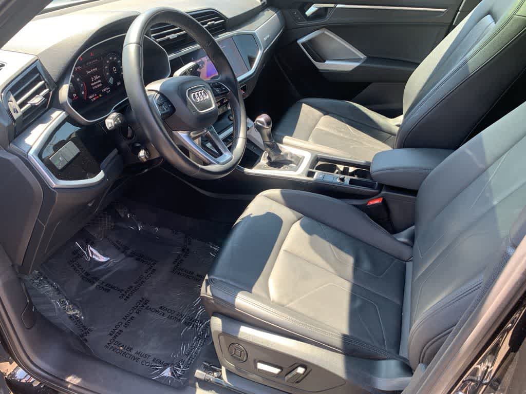 Thumbnail: 2022 Audi Q3 - 17