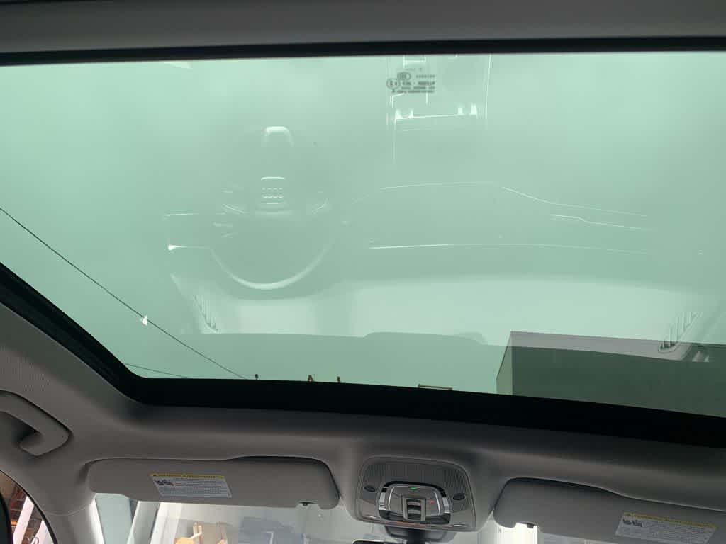 Thumbnail: 2022 Audi Q7 - 26