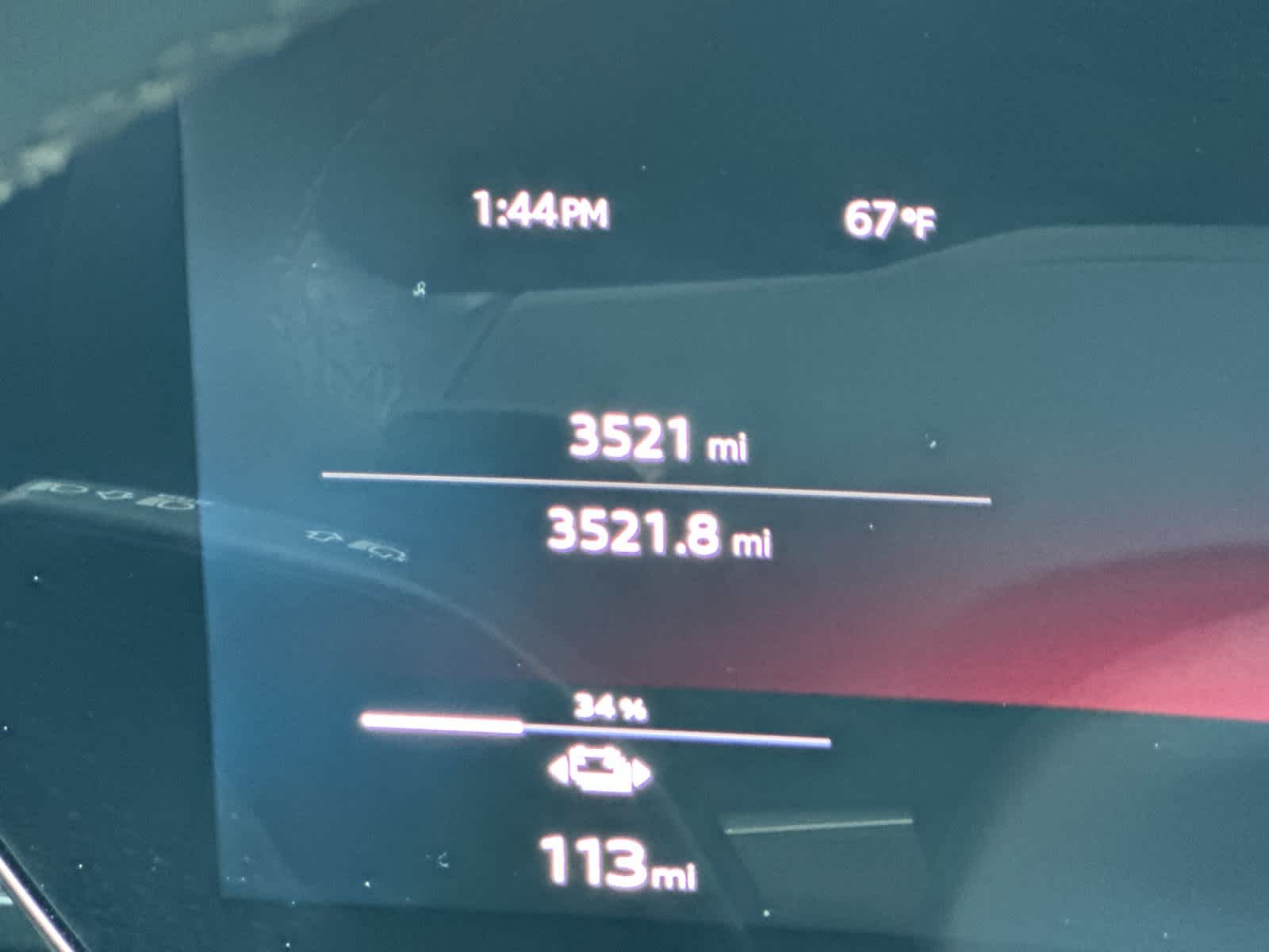 Thumbnail: 2025 Audi Q6 e-tron - 25