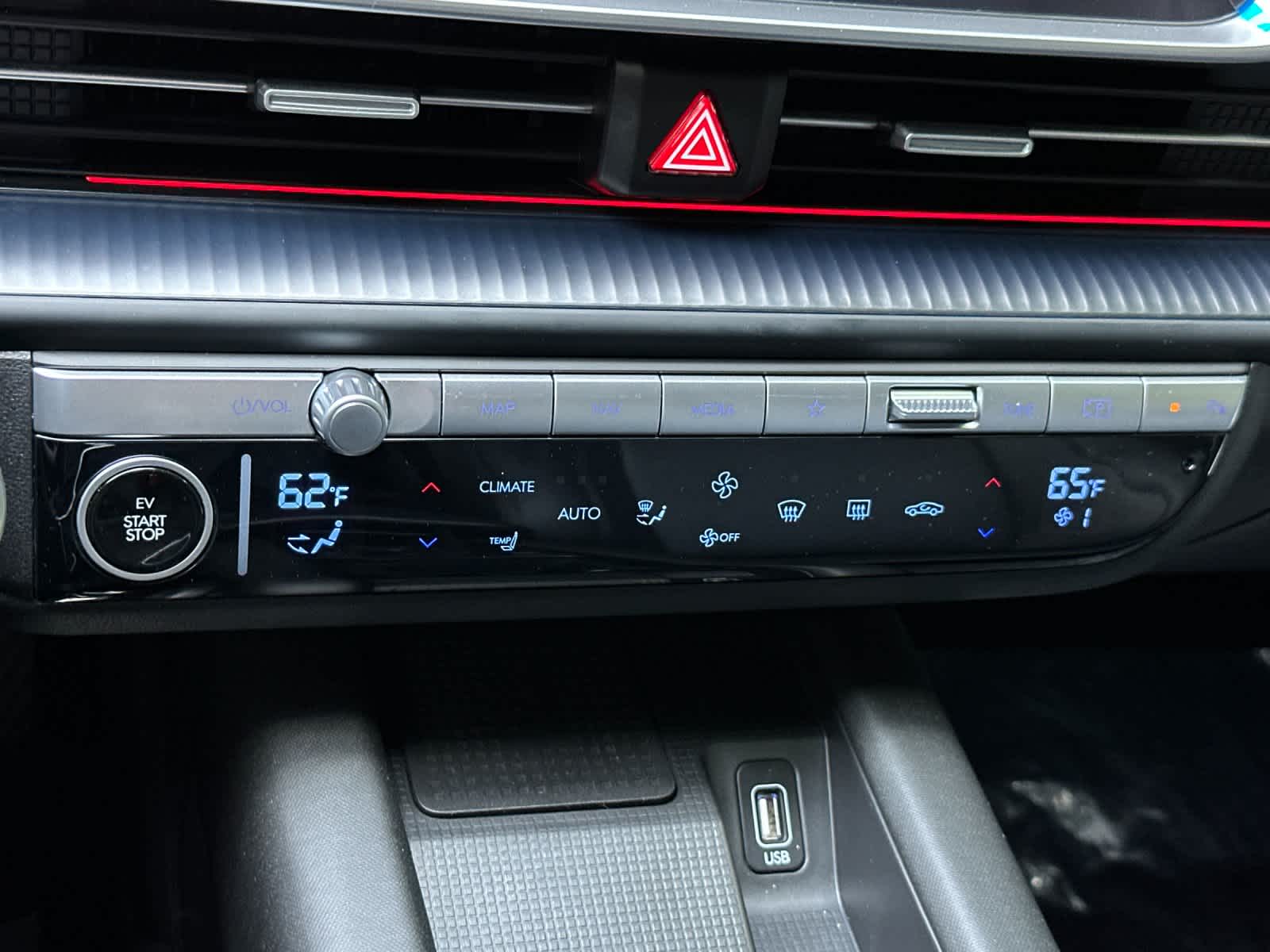 Thumbnail: 2024 Hyundai Ioniq 6 - 20