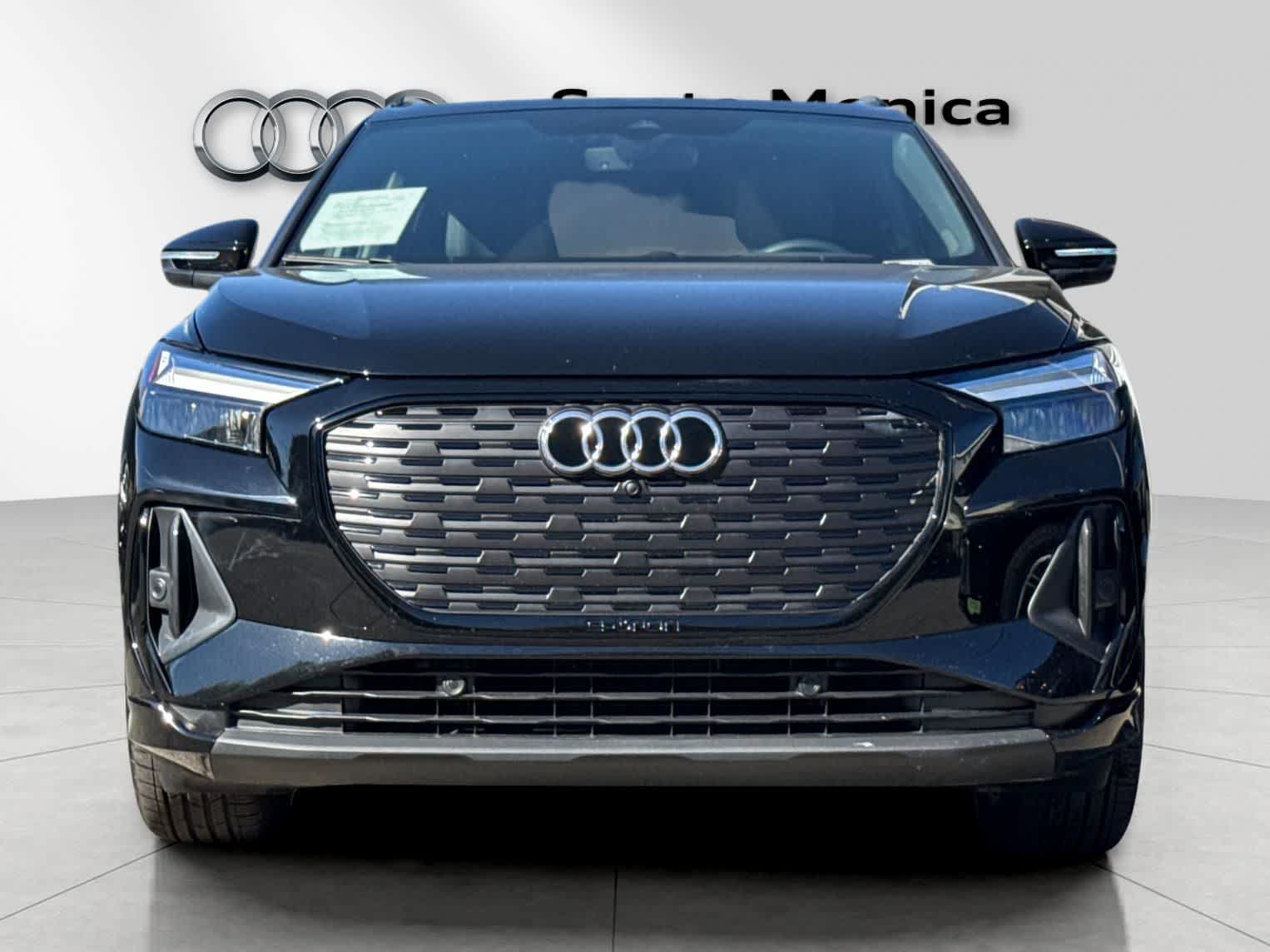 Thumbnail: 2024 Audi Q4 e-tron - 10