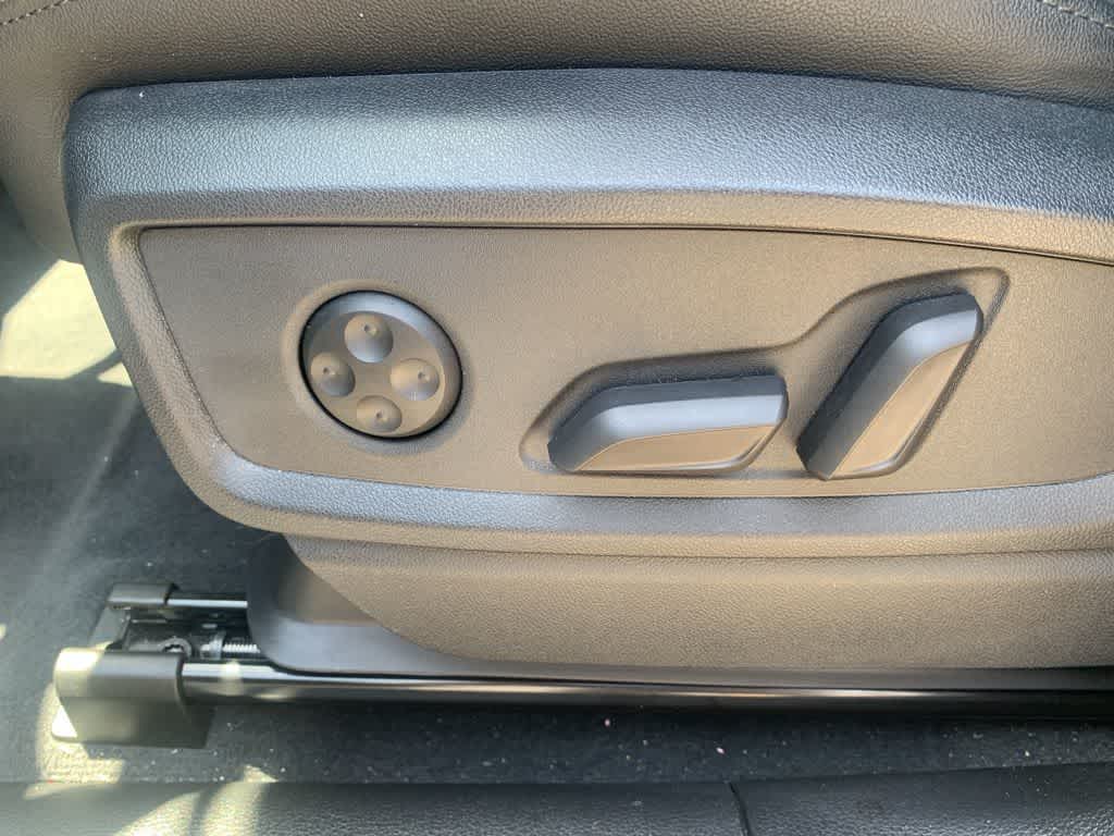 Thumbnail: 2024 Audi Q5 - 10