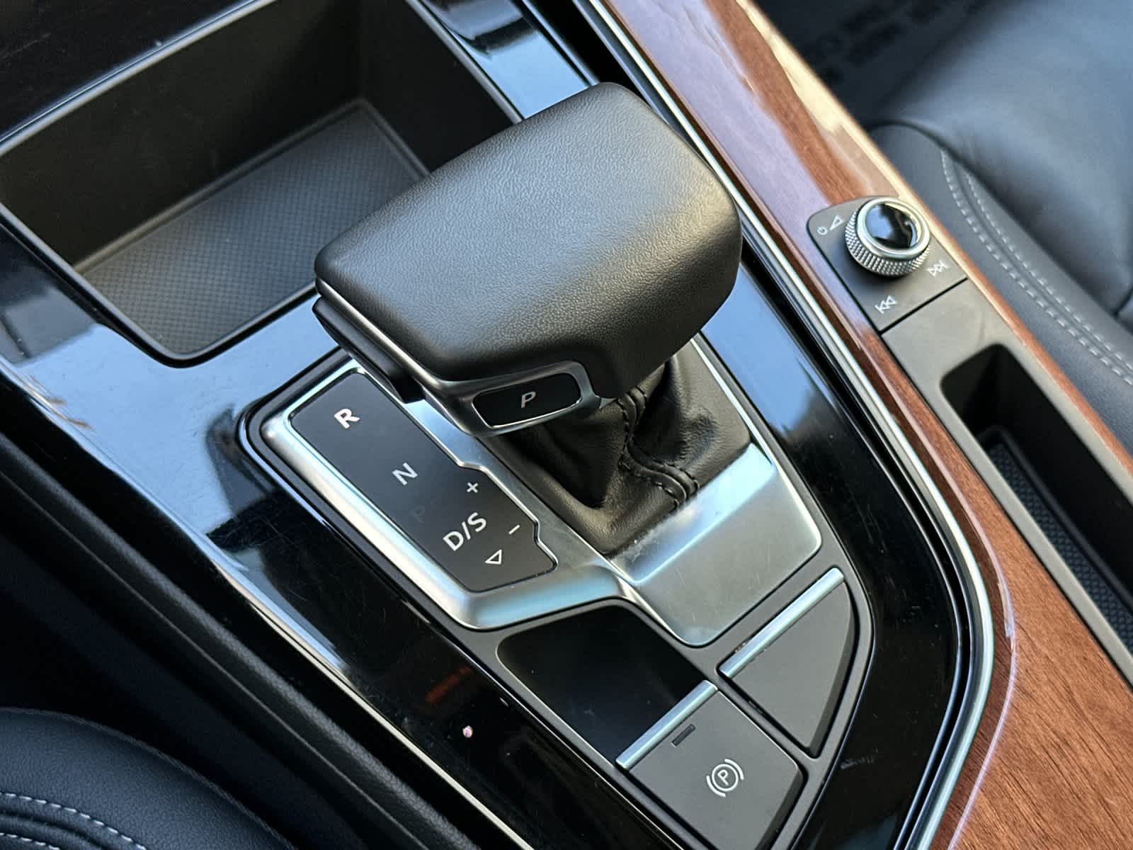 Thumbnail: 2023 Audi A4 - 21