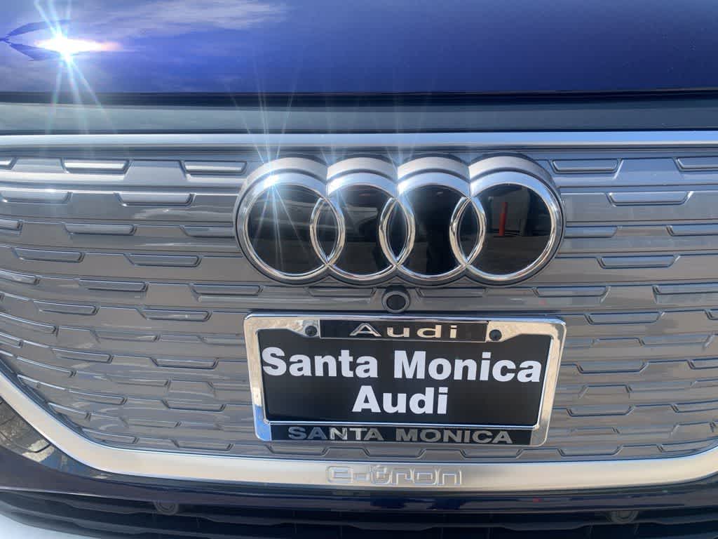 Thumbnail: 2023 Audi Q4 e-tron - 40